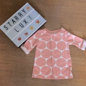 Sweet Old Navy dress 12-18m, peach dots ❤️